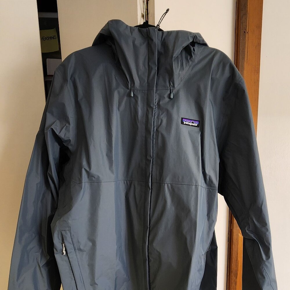 NWT Men's XL Patagonia Torrentshell 3L rain jacket